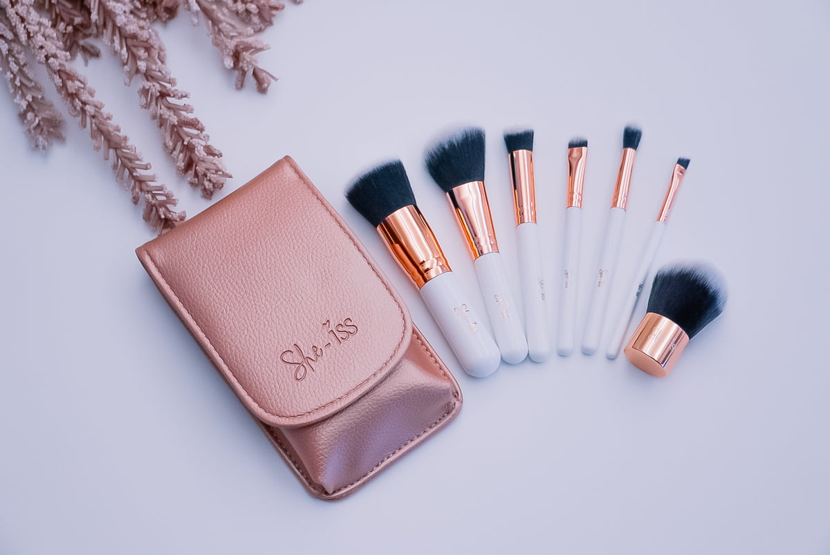 SHE-ISS Travelset ||pv=*||