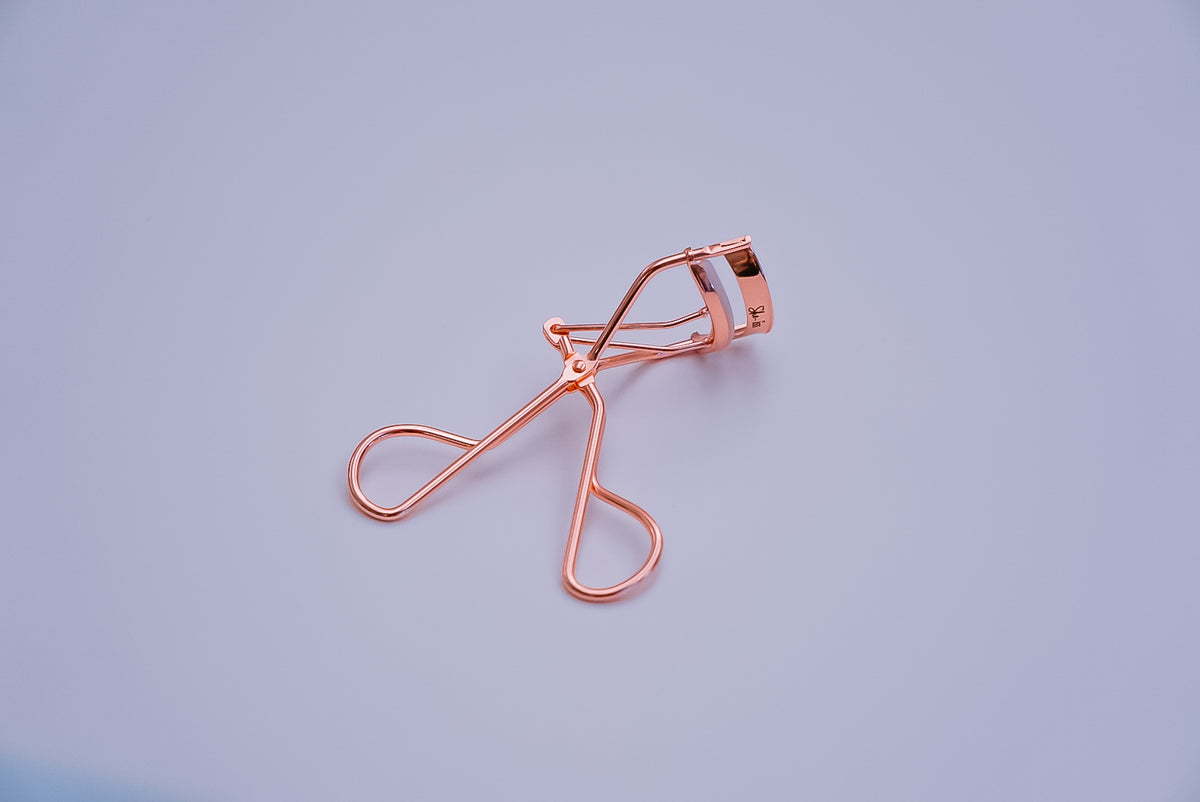 SHE-ISS Wimperkruller ||pv=*||