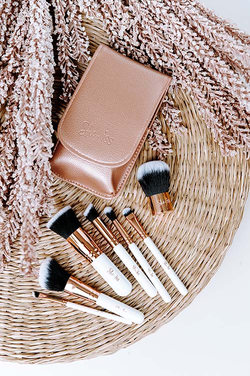 SHE-ISS Travelset ||pv=*||
